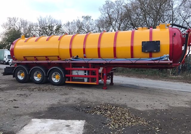 ALUMINIUM VACUUM TANKER RTN CLAYTON VALLELY