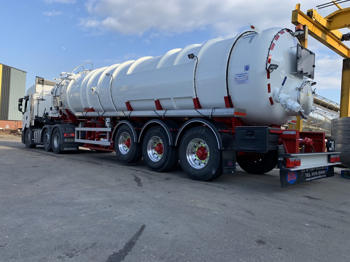 Liquiline take delivery RCV ultra last 30000 litre 304 stainless steel vacuum tanker