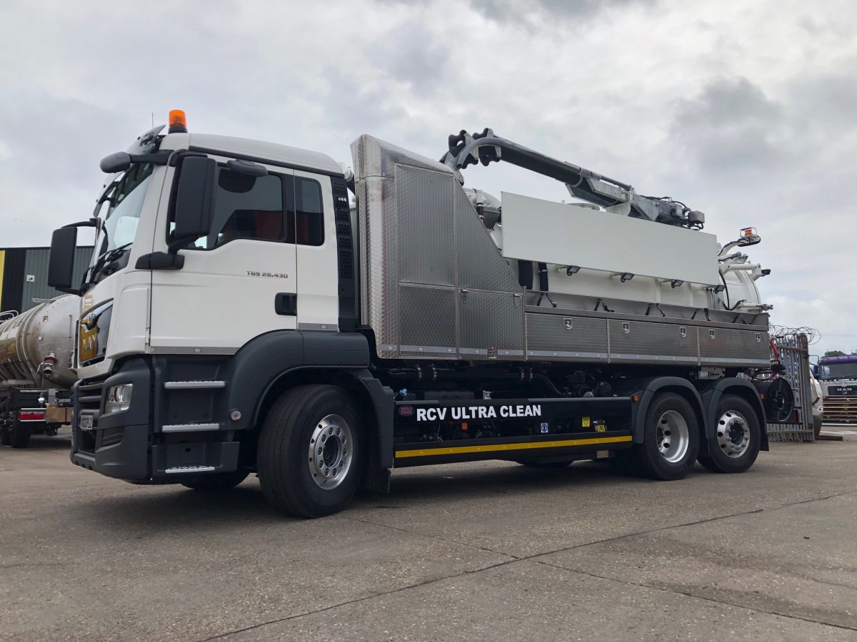 For Sale: RCV Ultra Clean Recycler MAN 26.430 TGS 6×2 rear steer chassis