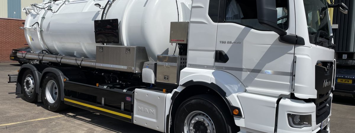 RCV Ultra Vac WD 3200g 4